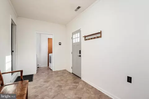 Entry Way - 4305 Langrell Rd, Preston, MD 21655 photo 1 of 1