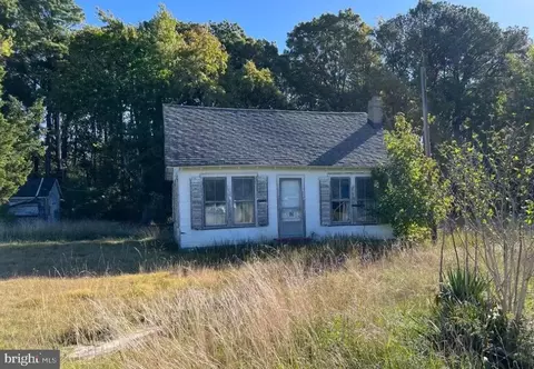 5471 Ragged Point Rd, Cambridge, MD 21613
