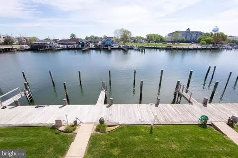 204 Market Sq #12C, Cambridge, MD 21613