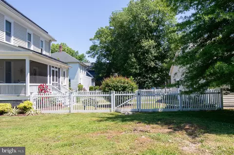 Exterior - 116 Glenburn Ave, Cambridge, MD 21613 photo 4 of 18