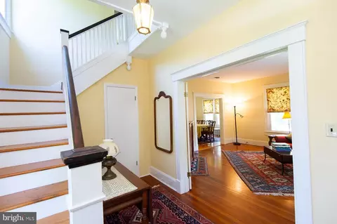 Entry Way - 116 Glenburn Ave, Cambridge, MD 21613 photo 3 of 9