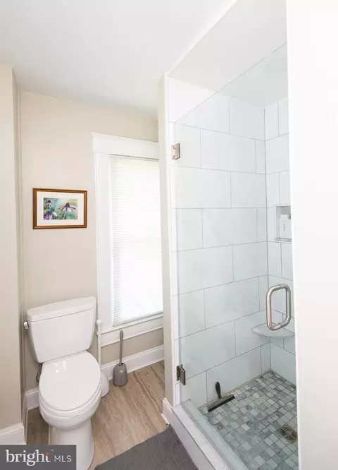 Bath - 116 Glenburn Ave, Cambridge, MD 21613 photo 3 of 4