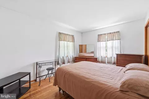 Bedroom - 6010 Dobson Rd, Hurlock, MD 21643 photo 2 of 6