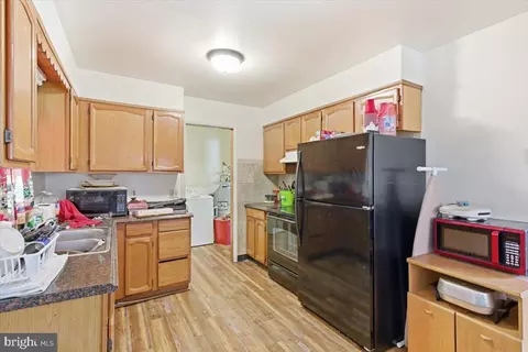 Entry Way - 6010 Dobson Rd, Hurlock, MD 21643 photo 2 of 2