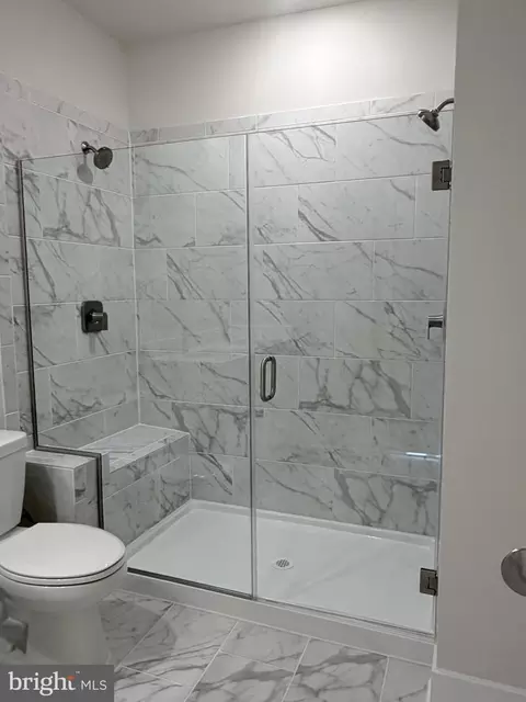 Bath - 2141 Winterberry Ln, Cambridge, MD 21613 photo 2 of 3