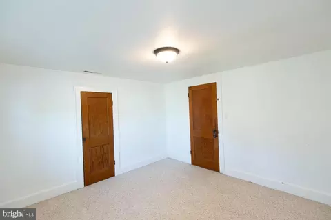 Bedroom - 305 N Main St, Hurlock, MD 21643 photo 10 of 11