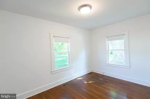 Bedroom - 305 N Main St, Hurlock, MD 21643 photo 1 of 11