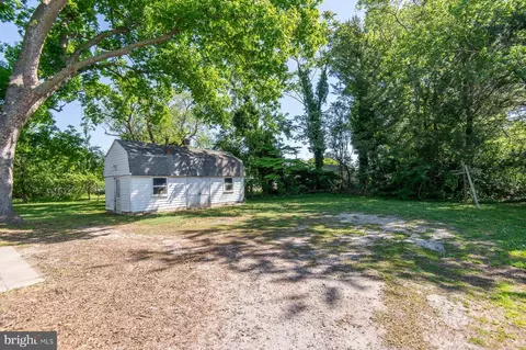 Exterior - 305 N Main St, Hurlock, MD 21643 photo 6 of 7