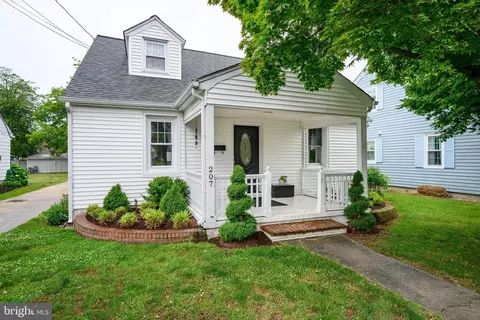 207 Crusader Rd, Cambridge, MD 21613