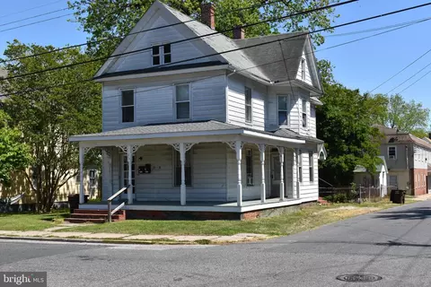 218 W End Ave, Cambridge, MD 21613
