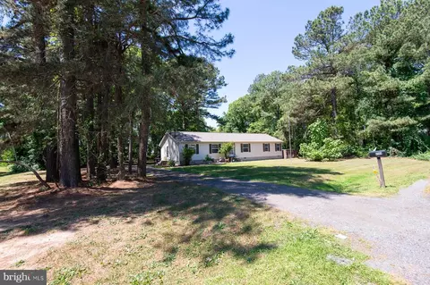 6504 Cabin Ridge Rd, Hurlock, MD 21643