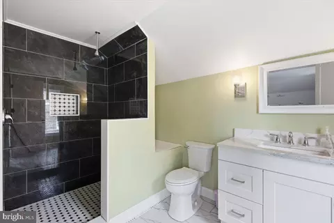 Bath - 307 S Main St, Hurlock, MD 21643 photo 2 of 3
