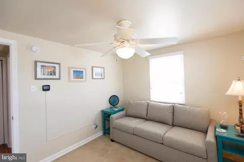 Bedroom - 5558 Bowen Rd, Cambridge, MD 21613 photo 6 of 6