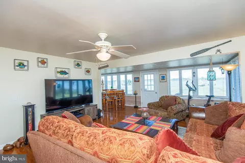 Living - 5558 Bowen Rd, Cambridge, MD 21613 photo 2 of 2