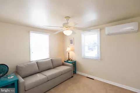 Bedroom - 5558 Bowen Rd, Cambridge, MD 21613 photo 5 of 6