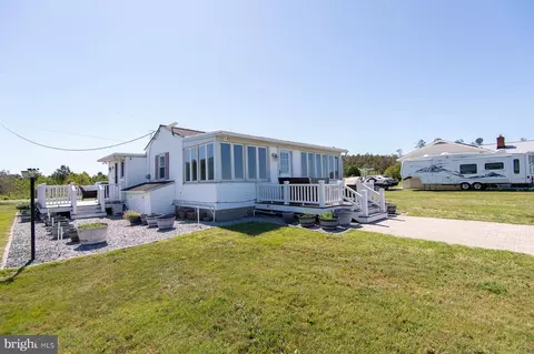 Exterior - 5558 Bowen Rd, Cambridge, MD 21613 photo 1 of 5