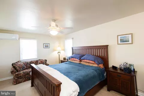 Bedroom - 5558 Bowen Rd, Cambridge, MD 21613 photo 1 of 6