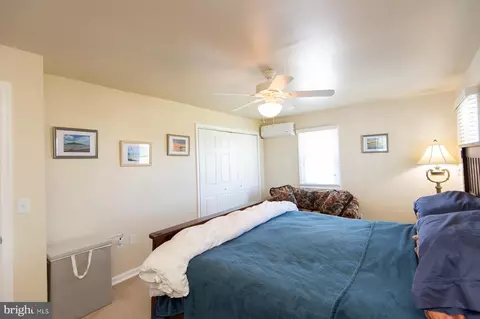 Bedroom - 5558 Bowen Rd, Cambridge, MD 21613 photo 2 of 6