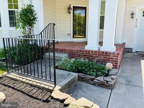 Exterior - 123 Regulator Dr N, Cambridge, MD 21613 photo 4 of 7