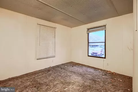 Bedroom - 7004 Beulah Rd, Hurlock, MD 21643 photo 3 of 5