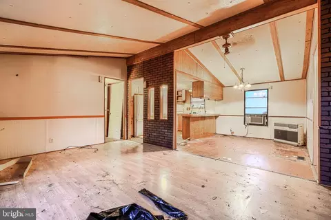 Living - 7004 Beulah Rd, Hurlock, MD 21643 photo 1 of 4
