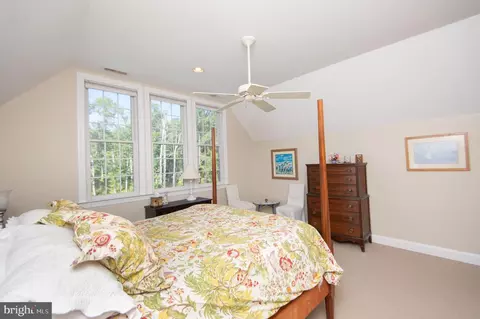 Bedroom - 5332 Ragged Point Rd, Cambridge, MD 21613 photo 4 of 13