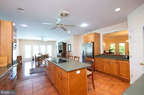 Kitchen - 5332 Ragged Point Rd, Cambridge, MD 21613 photo 1 of 2