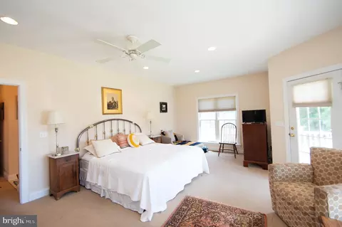 Bedroom - 5332 Ragged Point Rd, Cambridge, MD 21613 photo 1 of 13