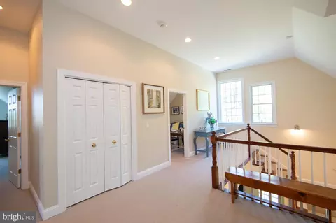 Entry Way - 5332 Ragged Point Rd, Cambridge, MD 21613 photo 3 of 5