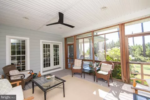 Exterior - 5332 Ragged Point Rd, Cambridge, MD 21613 photo 3 of 11