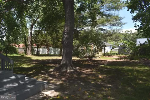 Exterior - 111 Richardson Dr, Cambridge, MD 21613 photo 2 of 3