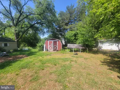 Exterior - 302 Noble St, Hurlock, MD 21643 photo 2 of 4