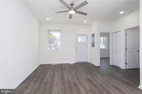 Living - 506 High St, Cambridge, MD 21613 photo 1 of 1