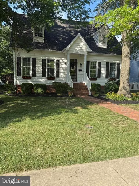 1007 Hambrooks Ave, Cambridge, MD 21613