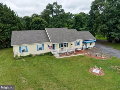 7112 E New Market Ellwood Rd, Hurlock, MD 21643