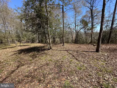 Exterior - 5113 River Rd, Hurlock, MD 21643 photo 4 of 4