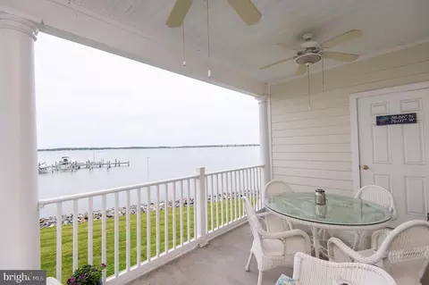 Exterior - 3 Oakley St #202, Cambridge, MD 21613 photo 2 of 7
