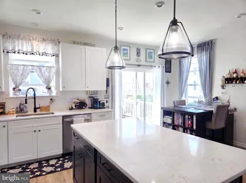 Kitchen - 301 Shipyard Dr #59, Cambridge, MD 21613 photo 2 of 3