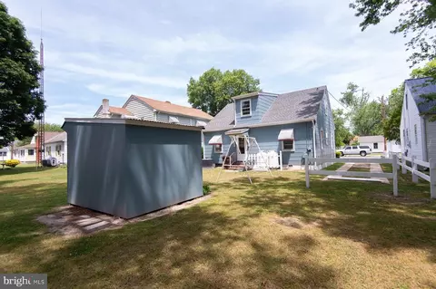 Exterior - 406 Shepherd Ave, Cambridge, MD 21613 photo 5 of 7