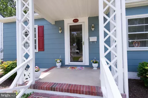Exterior - 406 Shepherd Ave, Cambridge, MD 21613 photo 2 of 7