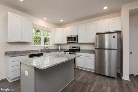 Kitchen - 178 Regulator Dr N, Cambridge, MD 21613 photo 3 of 3
