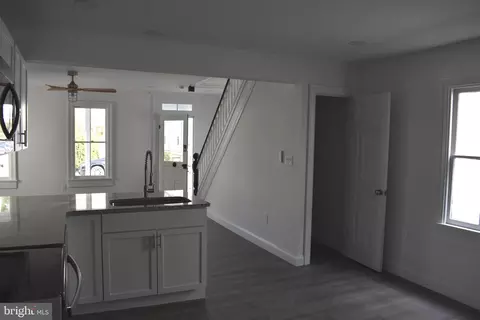Entry Way - 207 Willis St, Cambridge, MD 21613 photo 4 of 7