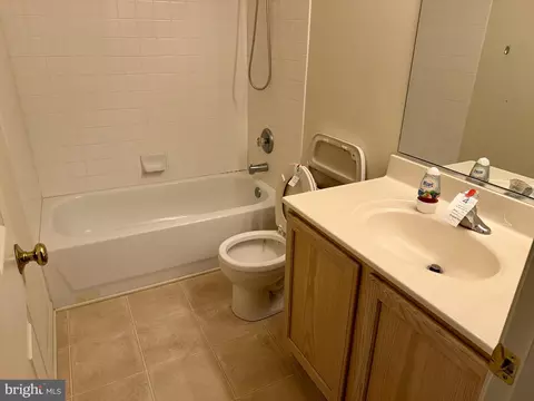 Bath - 159 Miles Cir, Hurlock, MD 21643 photo 1 of 1