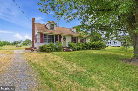 2517 Old House Point Rd, Fishing Creek, MD 21634