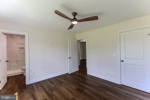 Bedroom - 121 Willow Dr, Hurlock, MD 21643 photo 4 of 5