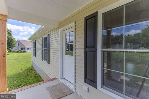 Exterior - 121 Willow Dr, Hurlock, MD 21643 photo 3 of 3