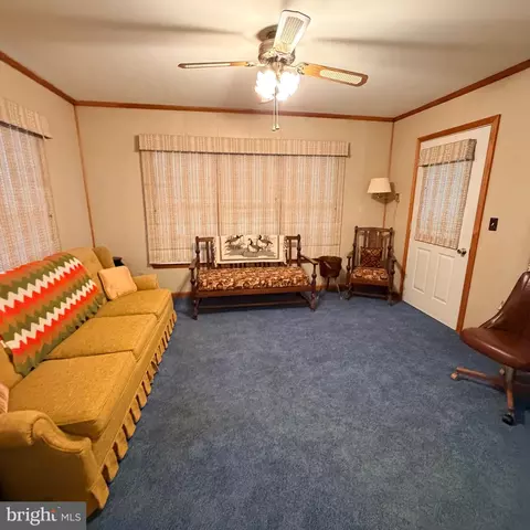 Living - 5555 Bonnie Brook Rd, Cambridge, MD 21613 photo 2 of 2