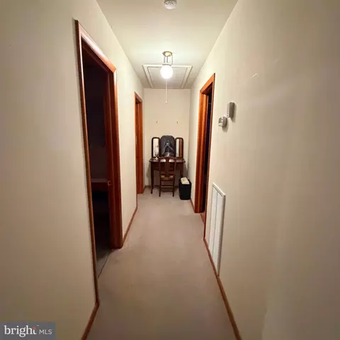 Entry Way - 5555 Bonnie Brook Rd, Cambridge, MD 21613 photo 1 of 3