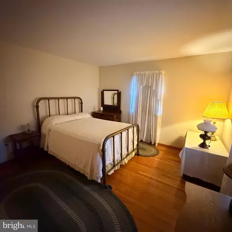 Bedroom - 5555 Bonnie Brook Rd, Cambridge, MD 21613 photo 2 of 4