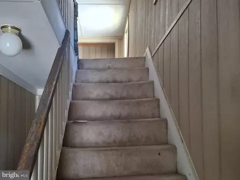 Entry Way - 614 Douglas St, Cambridge, MD 21613 photo 9 of 11